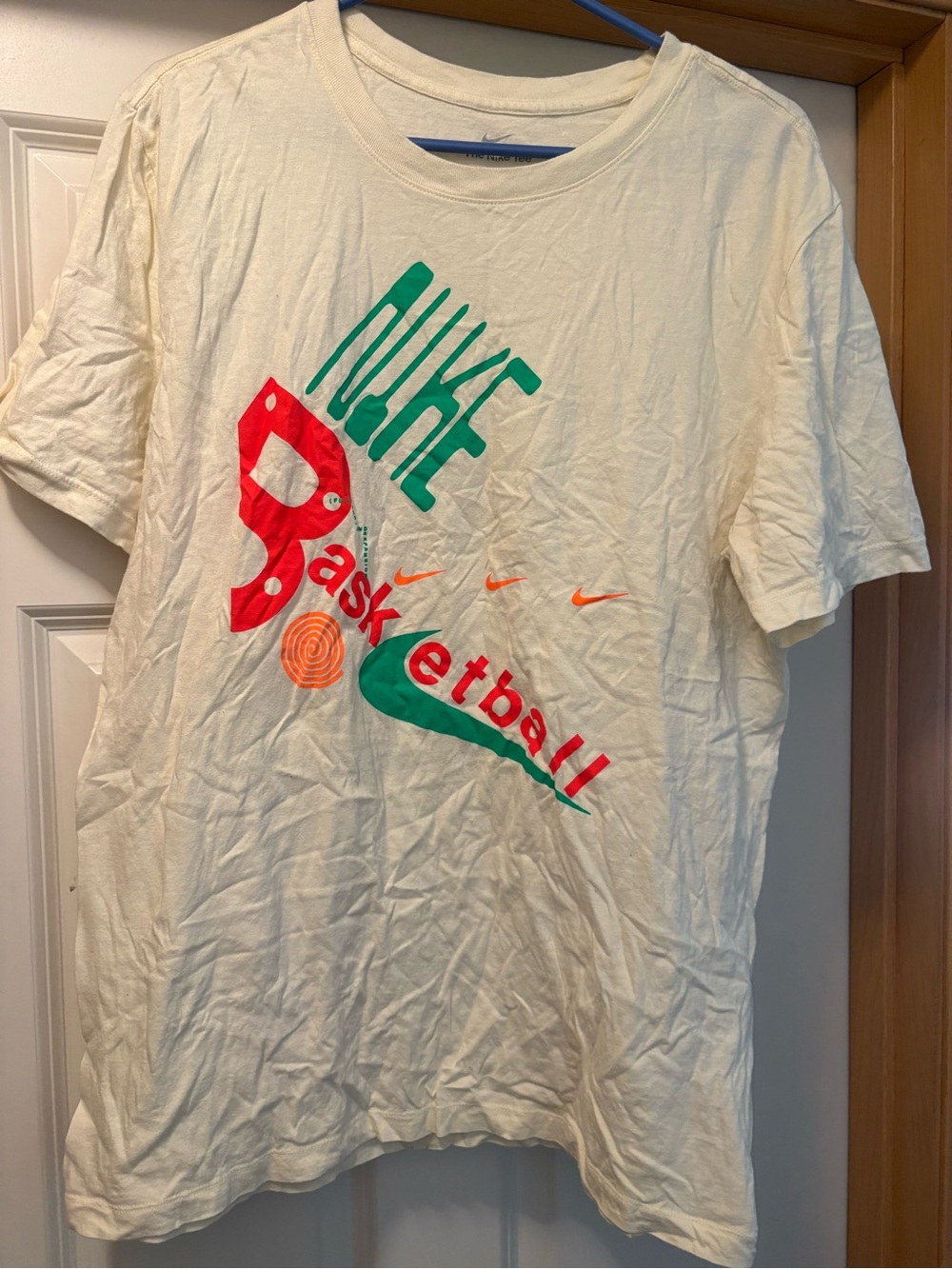 Nike Men's “The Nike Tee” Off White Graphic Vinyl Basketball Logo Rare Large